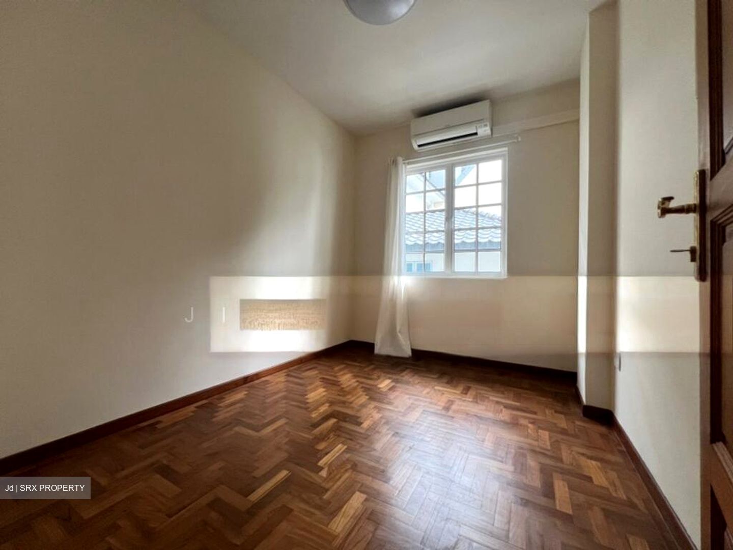 Surin Lane (D19), Semi-Detached #503187301